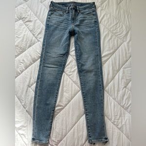 WOMENS AMERICAN EAGLE HIGH RISE JEGGINGS